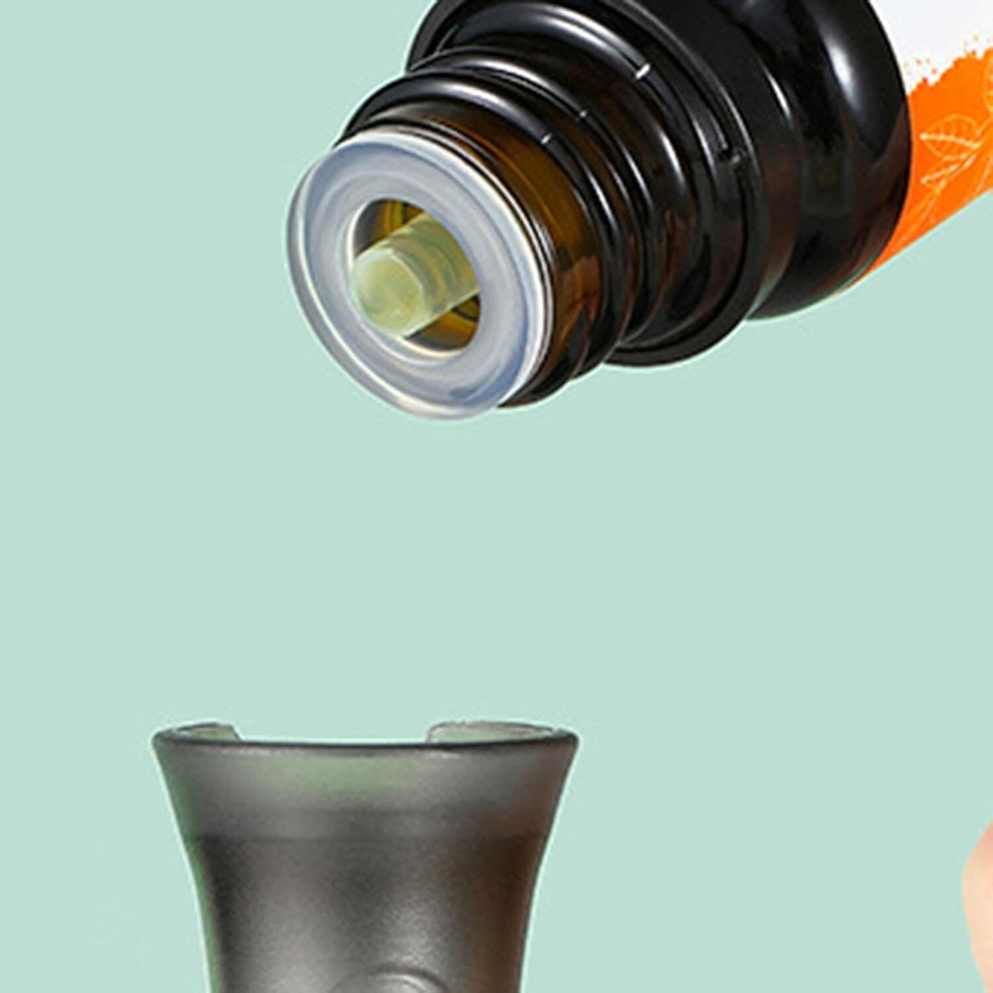 Applicateur d'Huile pour Cheveux - HairFlow™ - Noir & Blanc - Beauté Univers